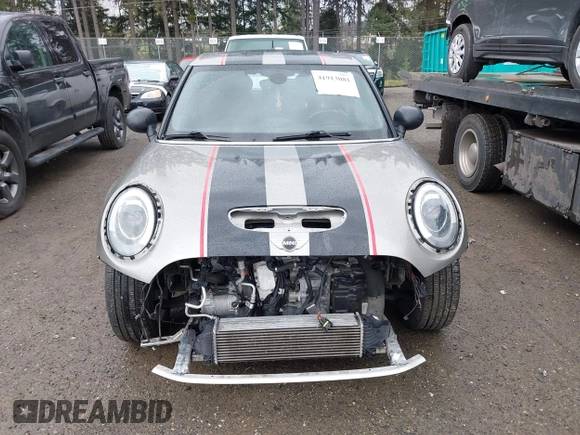 2017 MINI Hardtop 4 Door Cooper S z VIN WMWXU3C58H2D33073, wystawiony jako IAAI lot #41913081 z przebiegiem 51 631 mil mil oraz . Historia ofert i sprzedaży dostępna na DreamBid. Obrazek 13.