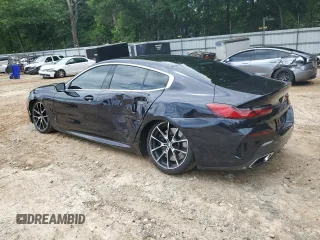2021 BMW 8 Series M850i z VIN WBAGV8C06MCG35500, wystawiony jako Copart lot #59467425 z przebiegiem 54 268 mil mil oraz Szkoda całkowita • Salvage title. Historia ofert i sprzedaży dostępna na DreamBid. Obrazek 2.