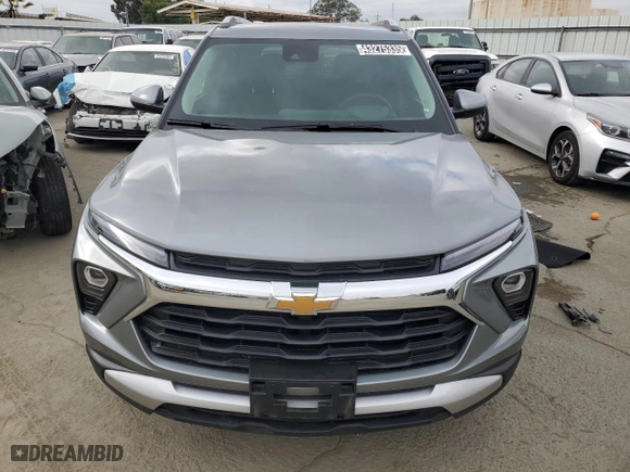 2024 Chevrolet TrailBlazer LT with VIN KL79MPS28RB145398, listed as a Copart auction lot 43275335 with 14,103 mi miles and Clean Title. Bid and sale history available at carsss.com. Image 5.