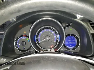 2015 Honda Fit LX с VIN 3HGGK5H53FM758430, выставлен на аукционе Copart как лот 45895975 с пробегом 95 124 миль миль и На запчасти • Non repairable. История ставок и продаж доступна на DreamBid. Изображение 9.