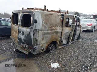 2019 Ford Transit с VIN 1FTYR1ZM3KKB02114, выставлен на аукционе IAAI как лот 40847915 с пробегом Не указан миль и . История ставок и продаж доступна на DreamBid. Изображение 4.