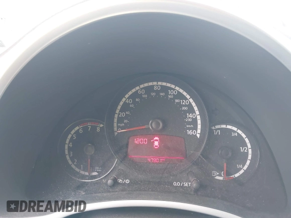 2013 Volkswagen Beetle with VIN 3VWHX7ATXDM658134, listed as a IAAI auction lot 42097779 with 47,901 mi miles and . Bid and sale history available at DreamBid. Image 7.