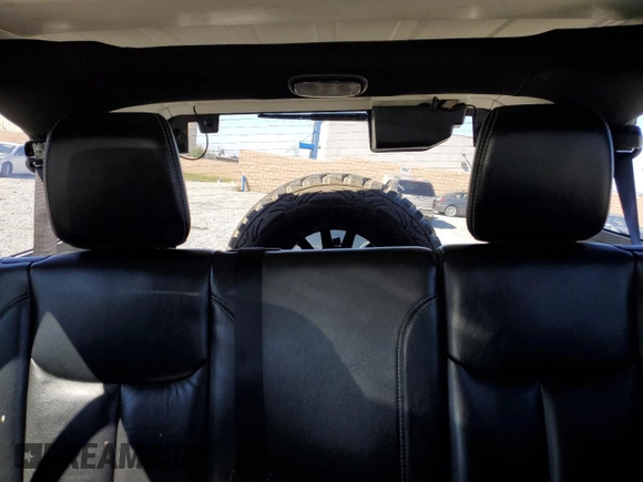 2014 Jeep Wrangler Unlimited Rubicon with VIN 1C4BJWFG8EL188494, listed as a Copart auction lot 46281415 with 171,532 mi miles and Salvage Title. Bid and sale history available at carsss.com. Image 10.