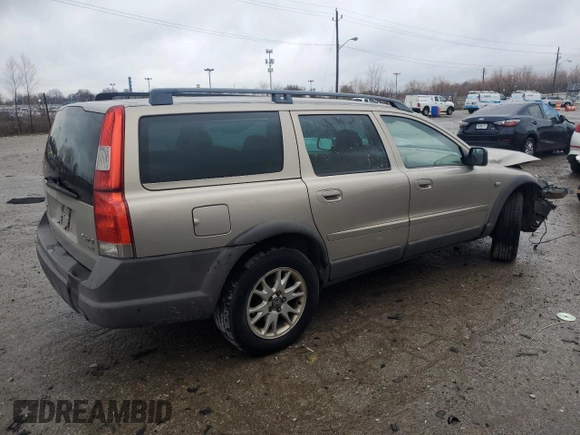 2004 Volvo V70 XC Cross Country z VIN YV1SZ59H441168951, wystawiony jako Copart lot #48458965 z przebiegiem Nie podano mil oraz Czysty tytuł • Clean title. Historia ofert i sprzedaży dostępna na DreamBid. Obrazek 3.