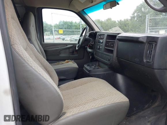 2008 Chevrolet Express Cargo with VIN 1GCFG154781194443, listed as a IAAI auction lot 42496633 with 192,497 mi miles and . Bid and sale history available at DreamBid. Image 5.