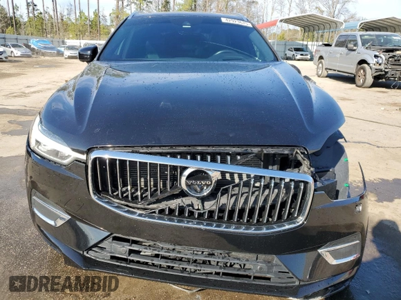 2018 Volvo XC60 Inscription z VIN YV4A22RL2J1036806, wystawiony jako Copart lot #42923675 z przebiegiem 53 101 mil mil oraz Szkoda całkowita • Salvage title. Historia ofert i sprzedaży dostępna na DreamBid. Obrazek 5.