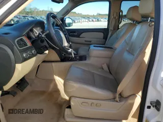 2008 Chevrolet Suburban LT w/2LT with VIN 3GNFK16388G207021, listed as a Copart auction lot 81885814 with 142,090 mi miles and Salvage Title. Bid and sale history available at carsss.com. Image 7.