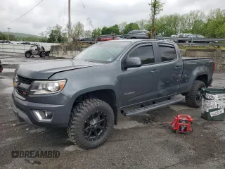 2015 Chevrolet Colorado 4WD Z71 with VIN 1GCGTCE35F1272962, listed as a Copart auction lot 55525325 with 129,701 mi miles and Salvage title. Bid and sale history available at DreamBid. Image 1.