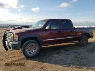 2003 GMC Sierra 1500HD SLE z VIN 1GTGK13U83F169598, wystawiony jako Copart lot #79264084 z przebiegiem 287 096 mil mil oraz Tytuł czysty. Historia ofert i sprzedaży dostępna na DreamBid. Obrazek 1.