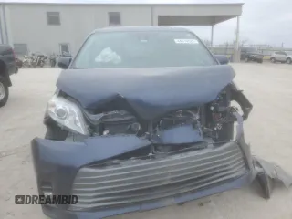 2018 Toyota Sienna XLE Auto Access Seat with VIN 5TDYZ3DC1JS958089, listed as a Copart auction lot 44910525 with 125,431 mi miles and Salvage Title. Bid and sale history available at carsss.com. Image 5.