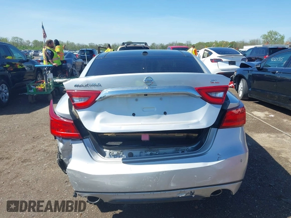 2018 Nissan Maxima SR with VIN 1N4AA6AP3JC374804, listed as a IAAI auction lot 42145406 with 136,757 mi miles. Bid and sale history available at carsss.com. Image 17.