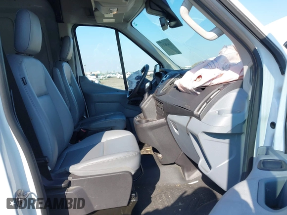 2019 Ford Transit z VIN 1FTYE2CMXKKA07267, wystawiony jako IAAI lot #41436154 z przebiegiem 127 422 mil mil oraz . Historia ofert i sprzedaży dostępna na DreamBid. Obrazek 5.
