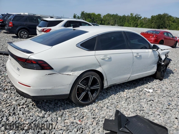 2023 Honda Accord Sport z VIN 1HGCY2F59PA032584, wystawiony jako Copart lot #56360625 z przebiegiem 72 329 mil mil oraz Tytuł czysty. Historia ofert i sprzedaży dostępna na DreamBid. Obrazek 3.