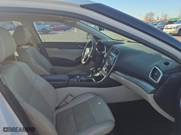 2018 Nissan Maxima SV with VIN 1N4AA6AP2JC371232, listed as a Copart auction lot 47116685 with 142,441 mi miles and Clean Title. Bid and sale history available at carsss.com. Image 5.