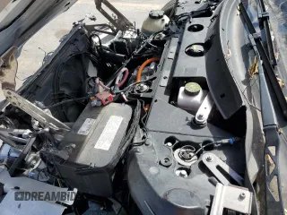 2015 BMW i8 z VIN WBY2Z2C50FV392795, wystawiony jako Copart lot #76099804 z przebiegiem Nie podano mil oraz Szkoda całkowita • Salvage title. Historia ofert i sprzedaży dostępna na DreamBid. Obrazek 11.