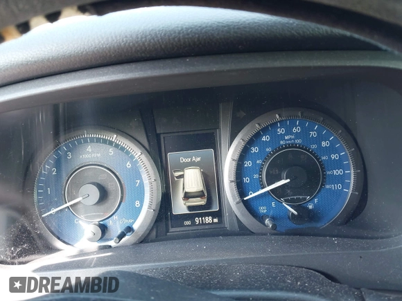 2018 Toyota Sienna LE Auto Access Seat with VIN 5TDKZ3DC6JS937924, listed as a IAAI auction lot 42000189 with 91,188 mi miles. Bid and sale history available at carsss.com. Image 7.