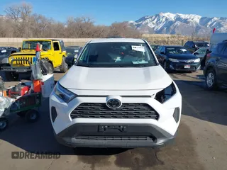 2024 Toyota RAV4 LE with VIN 2T3F1RFV2RW462521, listed as a IAAI auction lot 41459210 with 6,040 mi miles. Bid and sale history available at carsss.com. Image 10.