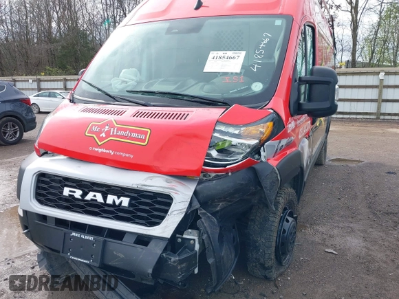 2022 Ram ProMaster Cargo with VIN 3C6LRVDG0NE111435, listed as a IAAI auction lot 41854667 with 72,524 mi miles and . Bid and sale history available at DreamBid. Image 6.