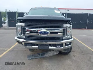 2019 Ford F-250 XL with VIN 1FT7W2B60KEG82555, listed as a IAAI auction lot 42203933 with 163,407 mi miles and . Bid and sale history available at DreamBid. Image 13.