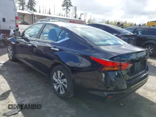 2024 Nissan Altima 2.5 S with VIN 1N4BL4BV7RN317988, listed as a IAAI auction lot 42022694 with 33,984 mi miles. Bid and sale history available at carsss.com. Image 3.