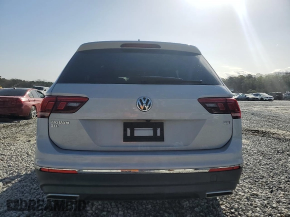 2018 Volkswagen Tiguan SEL with VIN 3VV3B7AX0JM014461, listed as a Copart auction lot 49785725 with 124,868 mi miles and Salvage Title. Bid and sale history available at DreamBid. Image 6.