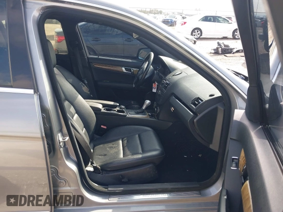 2008 Mercedes-Benz C 350 Sport with VIN WDDGF56XX8R040744, listed as a IAAI auction lot 41519706 with 279,993 mi miles and . Bid and sale history available at DreamBid. Image 5.