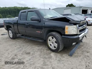 2007 Chevrolet Silverado 1500 LT w/2LT with VIN 2GCEC19Y971627161, listed as a Copart auction lot 66328614 with 178,177 mi miles and Salvage Title. Bid and sale history available at carsss.com. Image 4.