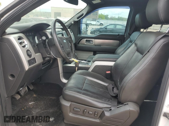 2014 Ford F-150 XL z VIN 1FTFW1EF5EKE07142, wystawiony jako Copart lot #56001905 z przebiegiem 128 334 mil mil oraz Szkoda całkowita • Salvage title. Historia ofert i sprzedaży dostępna na DreamBid. Obrazek 7.