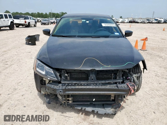 2015 Volkswagen Jetta SE с VIN 3VWD17AJ2FM216174, выставлен на аукционе Copart как лот 63268445 с пробегом 154 174 миль миль и Списание • Salvage title. История ставок и продаж доступна на DreamBid. Изображение 5.