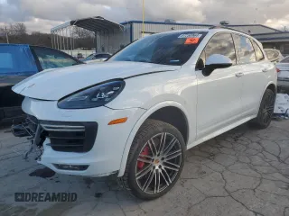 2016 Porsche Cayenne Turbo z VIN WP1AC2A26GLA88647, wystawiony jako Copart lot #87250964 z przebiegiem Nie podano mil oraz Szkoda całkowita • Salvage title. Historia ofert i sprzedaży dostępna na DreamBid. Obrazek 1.
