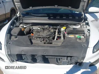 2016 Jeep Cherokee Latitude with VIN 1C4PJMCS9GW134769, listed as a IAAI auction lot 41668793 with 122,539 mi miles and . Bid and sale history available at carsss.com. Image 10.