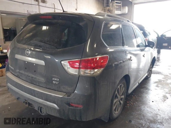 2014 Nissan Pathfinder S z VIN 5N1AR2MM9EC694210, wystawiony jako IAAI lot #41651478 z przebiegiem 151 268 mil mil oraz . Historia ofert i sprzedaży dostępna na DreamBid. Obrazek 4.