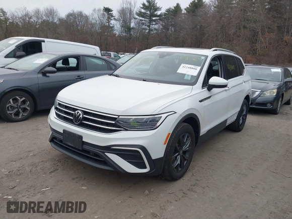 2022 Volkswagen Tiguan SE z VIN 3VV2B7AX9NM029204, wystawiony jako IAAI lot #41248800 z przebiegiem 24 450 mil mil oraz . Historia ofert i sprzedaży dostępna na DreamBid. Obrazek 19.