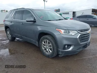 2019 Chevrolet Traverse LT Cloth with VIN 1GNERGKW9KJ221638, listed as a IAAI auction lot 41913049 with 151,632 mi miles. Bid and sale history available at carsss.com. Image 1.