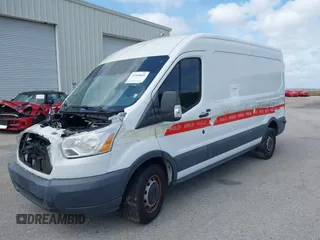 2017 Ford Transit z VIN 1FTYE2CG6HKB46718, wystawiony jako IAAI lot #37349829 z przebiegiem 94 836 mil mil oraz . Historia ofert i sprzedaży dostępna na DreamBid. Obrazek 2.