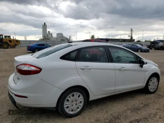 2014 Ford Fiesta S with VIN 3FADP4AJXEM203323, listed as a Copart auction lot 58087215 with 158,033 mi miles and Clean title. Bid and sale history available at DreamBid. Image 3.