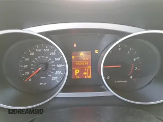2010 Mitsubishi Outlander z VIN JA4AT2AW3AZ606474, wystawiony jako Copart lot #46881515 z przebiegiem 252 974 mil mil oraz Czysty tytuł • Clean title. Historia ofert i sprzedaży dostępna na DreamBid. Obrazek 9.