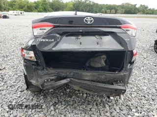 2022 Toyota Corolla LE with VIN JTDEPMAE4NJ216454, listed as a Copart auction lot 52405875 with 31,563 mi miles and Non Repairable. Bid and sale history available at carsss.com. Image 6.