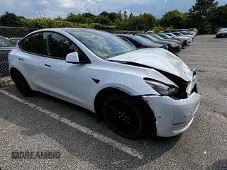 2022 Tesla Model Y Performance z VIN 7SAYGDEF1NF436290, wystawiony jako Copart lot #60725355 z przebiegiem 13 438 mil mil oraz Czysty tytuł • Clean title. Historia ofert i sprzedaży dostępna na DreamBid. Obrazek 1.