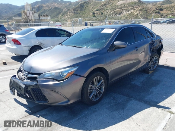 2015 Toyota Camry XLE z VIN 4T1BF1FK8FU979706, wystawiony jako IAAI lot #42298995 z przebiegiem 95 553 mil mil oraz . Historia ofert i sprzedaży dostępna na DreamBid. Obrazek 18.