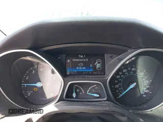 2012 Ford Focus SEL with VIN 1FAHP3H25CL283610, listed as a IAAI auction lot 41973385 with 160,732 mi miles. Bid and sale history available at carsss.com. Image 7.