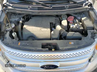 2013 Ford Explorer XLT z VIN 1FM5K7D86DGB70381, wystawiony jako Copart lot #62401775 z przebiegiem 146 545 mil mil oraz Szkoda całkowita • Salvage title. Historia ofert i sprzedaży dostępna na DreamBid. Obrazek 12.
