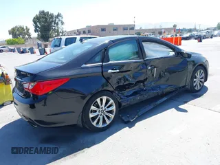 2012 Hyundai Sonata SE z VIN 5NPEC4AC6CH387870, wystawiony jako IAAI lot #42399483 z przebiegiem 151 289 mil mil oraz . Historia ofert i sprzedaży dostępna na DreamBid. Obrazek 4.