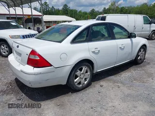 2007 Ford Five Hundred SEL с VIN 1FAHP24117G127053, выставлен на аукционе IAAI как лот 42274578 с пробегом 241 006 миль миль и . История ставок и продаж доступна на DreamBid. Изображение 4.