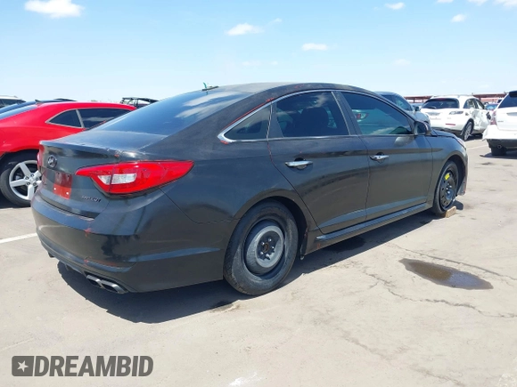 2015 Hyundai Sonata Sport with VIN 5NPE34ABXFH084893, listed as a IAAI auction lot 42066253 with 122,923 mi miles and . Bid and sale history available at carsss.com. Image 4.