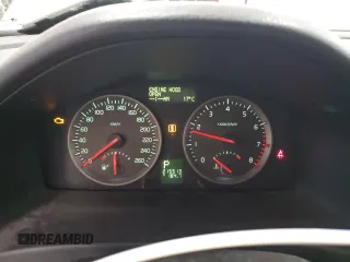 2005 Volvo S40 с VIN YV1MS382552057433, выставлен на аукционе Copart как лот 57947635 с пробегом 215 513 миль миль и Чистый • Clean title. История ставок и продаж доступна на DreamBid. Изображение 9.