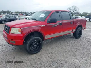 2004 Ford F-150 XLT with VIN 1FTPW14524KD24182, listed as a IAAI auction lot 41947152 with 163,920 mi miles. Bid and sale history available at carsss.com. Image 2.