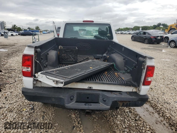 2010 Ford Ranger XL z VIN 1FTKR1AD8APA64656, wystawiony jako Copart lot #56718405 z przebiegiem 183 939 mil mil oraz Nie do naprawy • Non repairable. Historia ofert i sprzedaży dostępna na DreamBid. Obrazek 6.