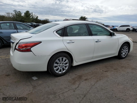 2014 Nissan Altima 2.5 S with VIN 1N4AL3AP2EC156934, listed as a Copart auction lot 51863265 with 152,244 mi miles and Salvage Title. Bid and sale history available at carsss.com. Image 3.
