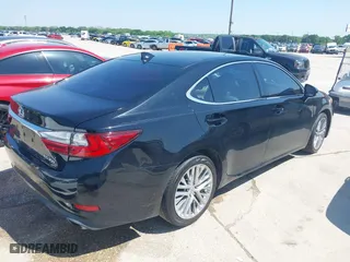 2016 Lexus ES 350 with VIN 58ABK1GG7GU019034, listed as a IAAI auction lot 41981877 with 1 mi miles. Bid and sale history available at carsss.com. Image 4.